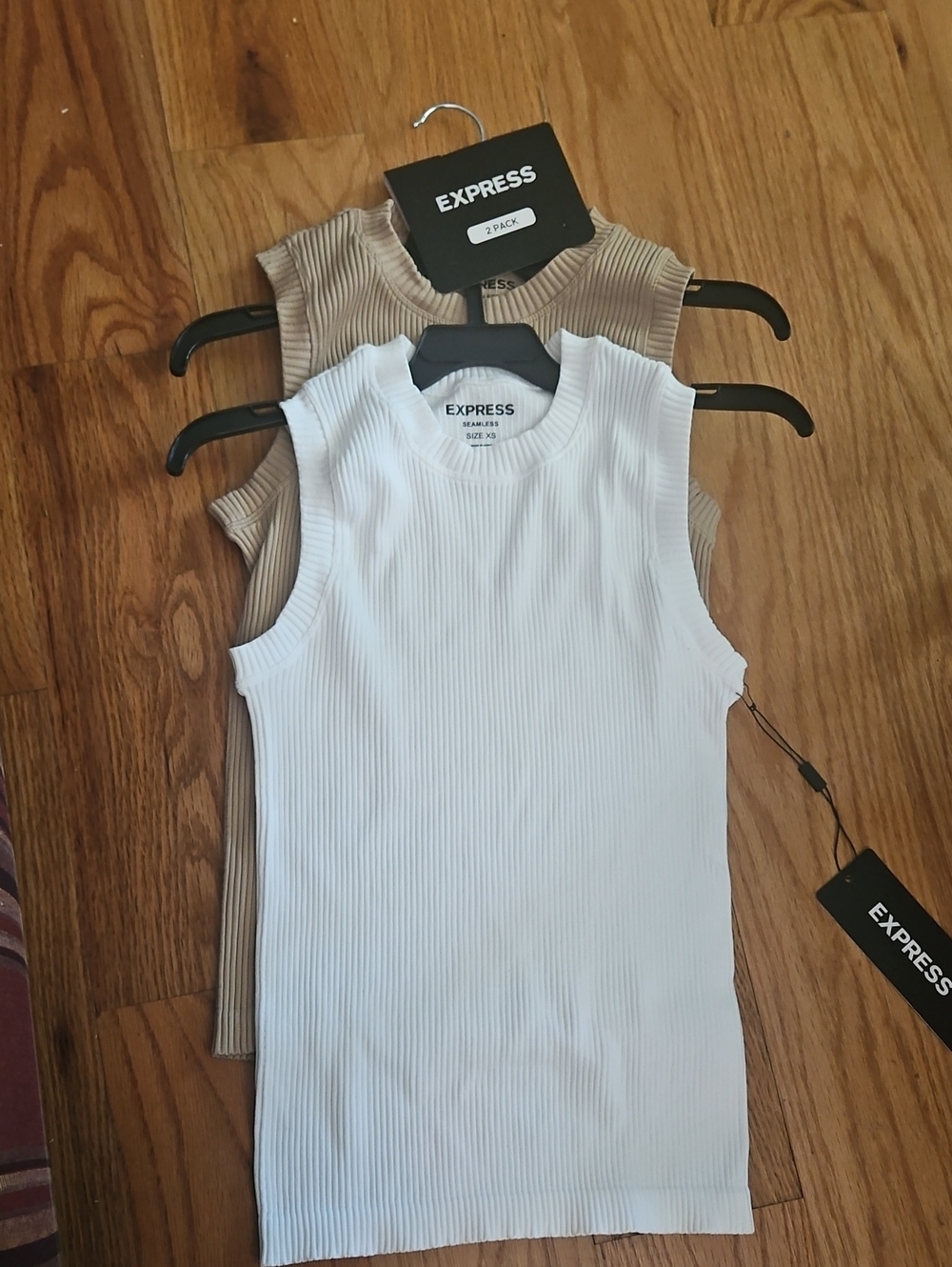 Express Women's Ribbed Sleeveless Tank - White & Tan